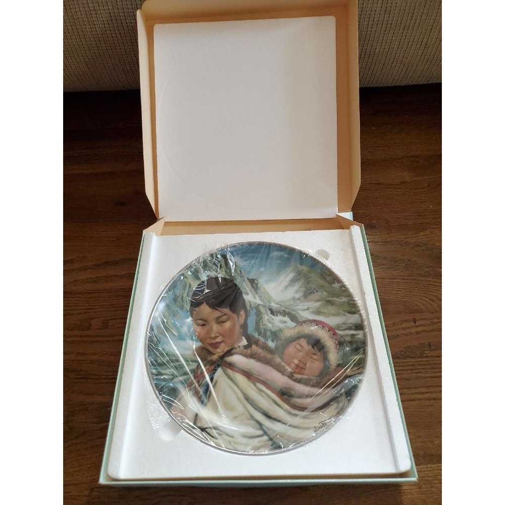 Vtg NEW Kaiser Northern Lullaby People Midnight Sun COLLECTOR PLATE